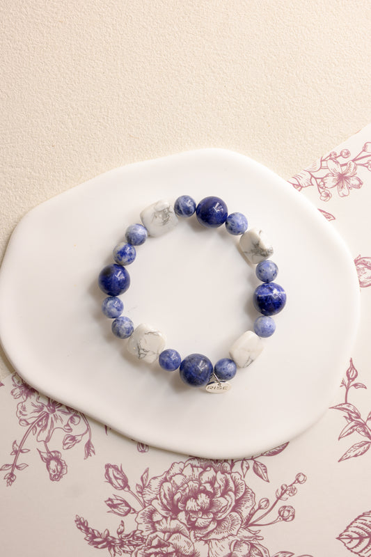 OnlyOne 1-1 Bracelet | Brazil Sodalite Howlite