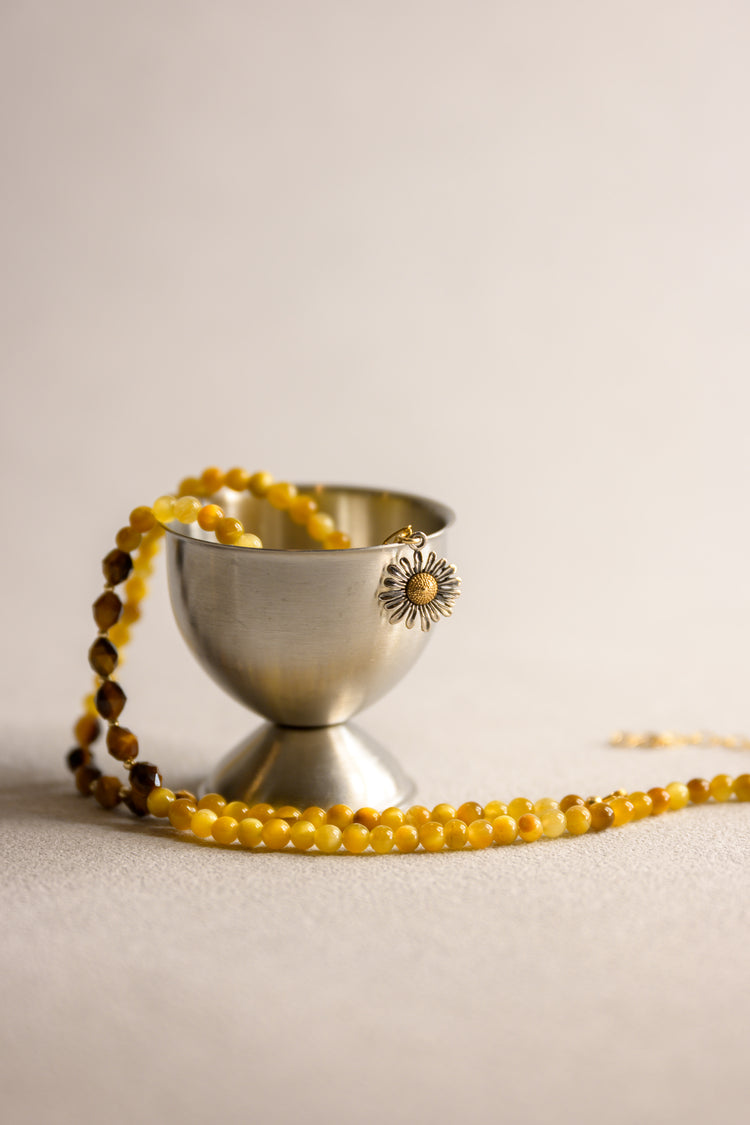 Sunlit Daisy Necklace | Blonde Tiger's Eye Tiger Eye (A)