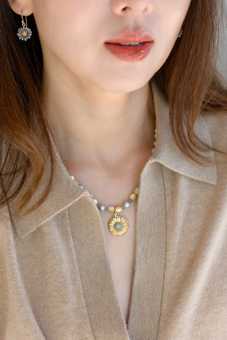 Golden Daisy Necklace | Peridot Grey Freshwater Pearl Natural Mother of Pearl
