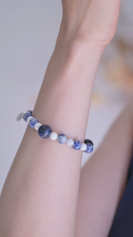 OnlyOne 1-3 Bracelet | Brazil Sodalite Howlite
