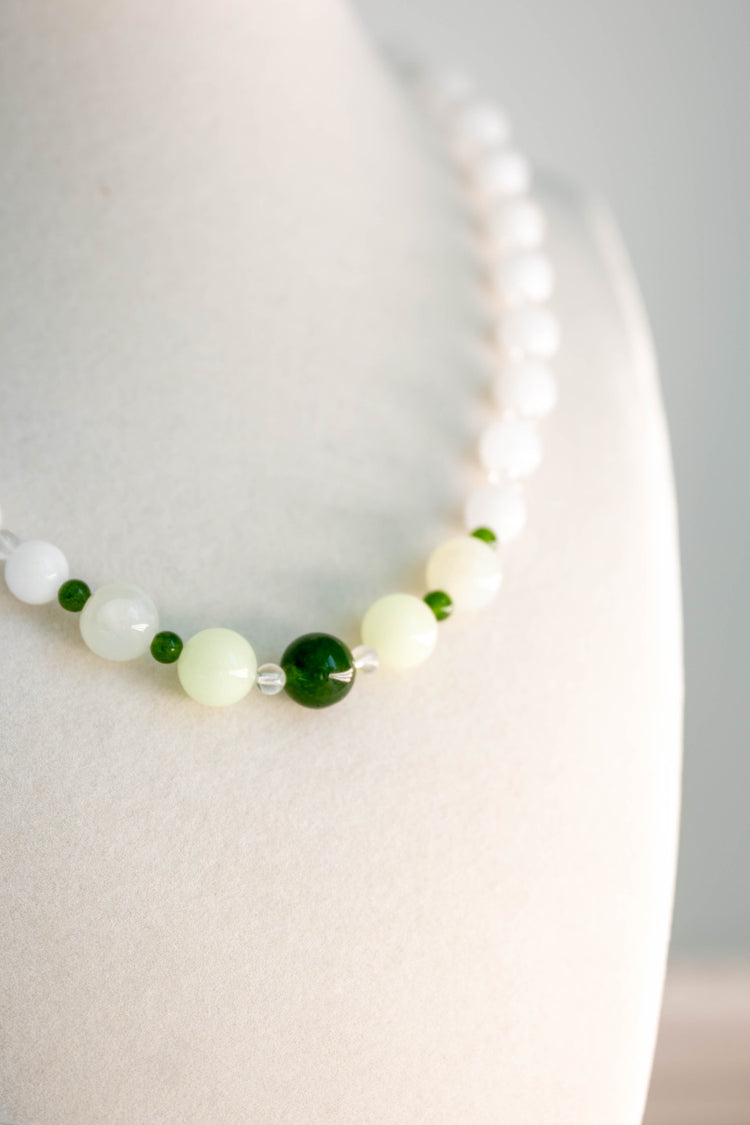 Alabaster Glade Necklace | Canada B.C. Jade(AA) White Jade New Jade Glow-in-dark Mexican Olive Green Aragonite