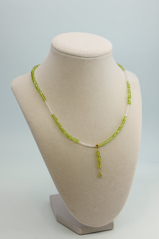 Bamboo Stalk Peridot Moonstone Necklace