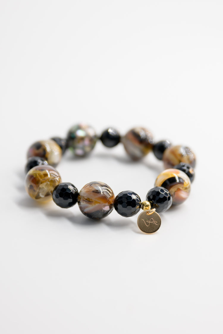 Deep Sea Echo Couple Bracelet | Troca Shell and Onyx