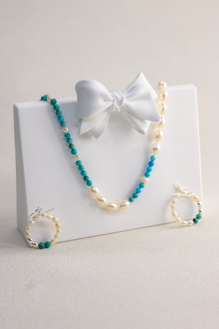 Moon Over Water Necklace | Hubei Turquoise (A) Freshwater Pearl