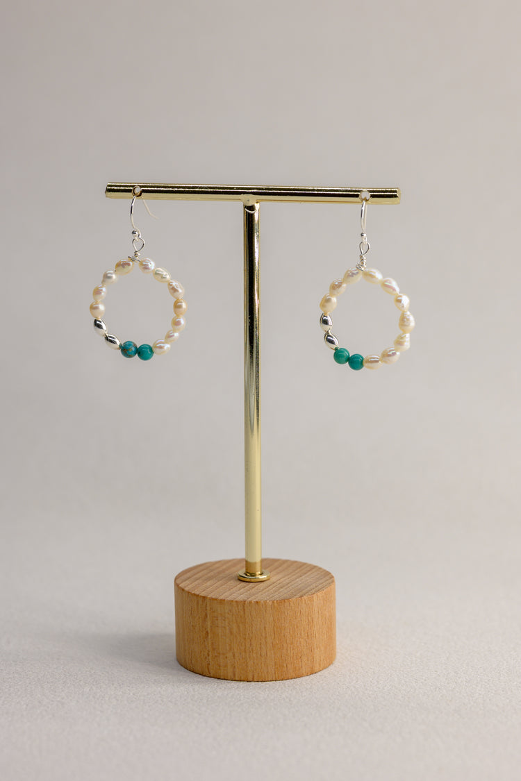 Moon Over Water Hoop Earrings | Hubei Turquoise (A) Freshwater Pearl