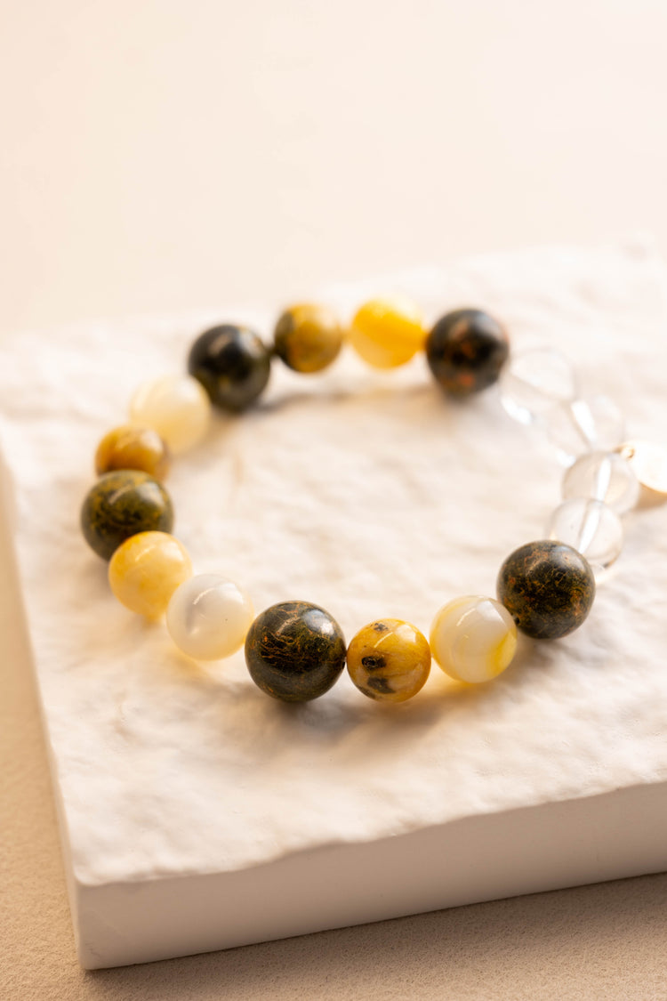 OnlyOne 2-2 Bracelet | Gold Lip Shell Yellow Bumblebee(AAA) Green Bumblebee(A) Clear Quartz(A)