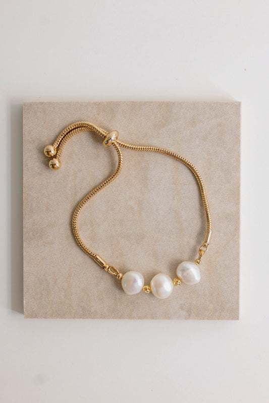 OnlyOne 3-1 Bracelet | Freshwater Pearls with adjustable slider
