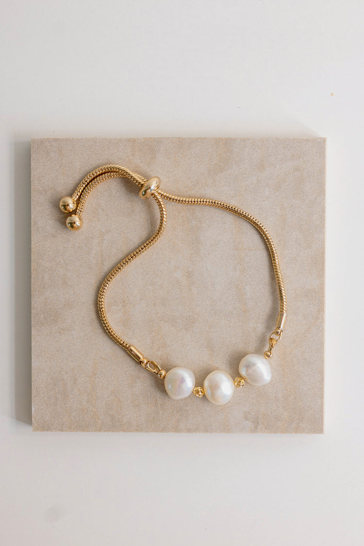 OnlyOne 3-1 Bracelet | Freshwater Pearls with adjustable slider
