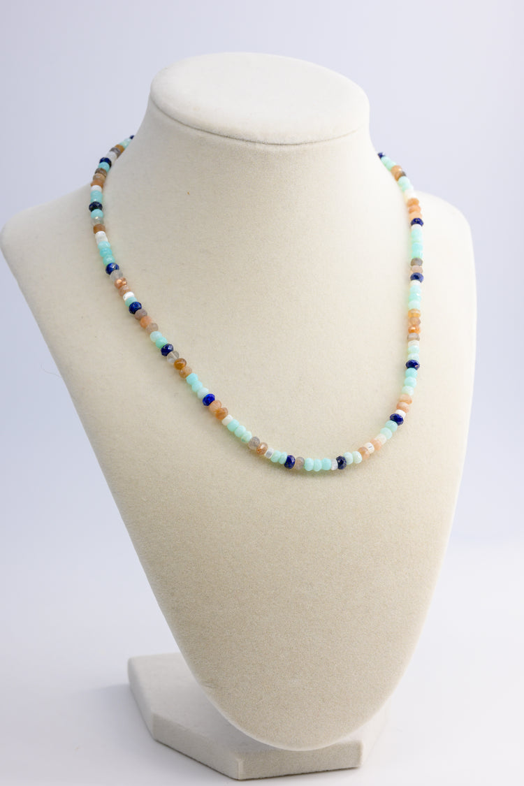 Sea‘s Rhythm Necklace | Peruvian Opal Moonstone