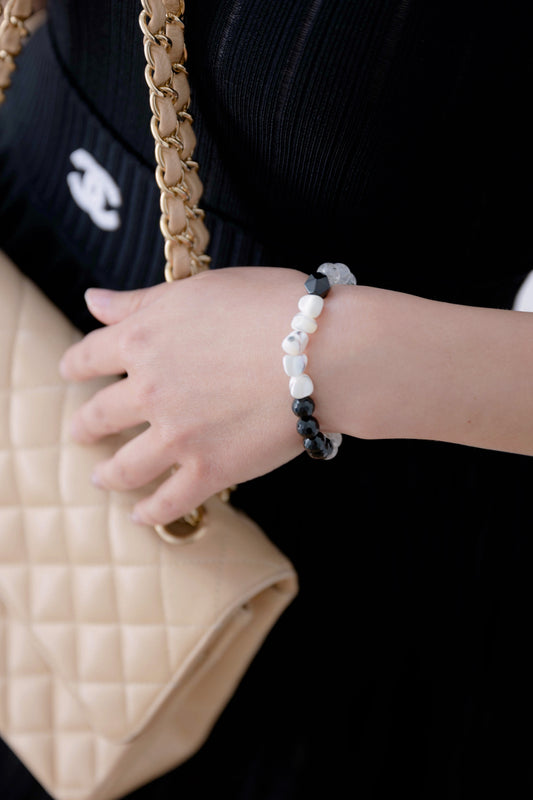 Shadow Balance Bracelet | Kiwi Quartz White Trochus Shell Black Onyx