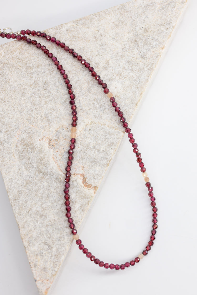 Basic1.0 | Garnet(AA) Necklace