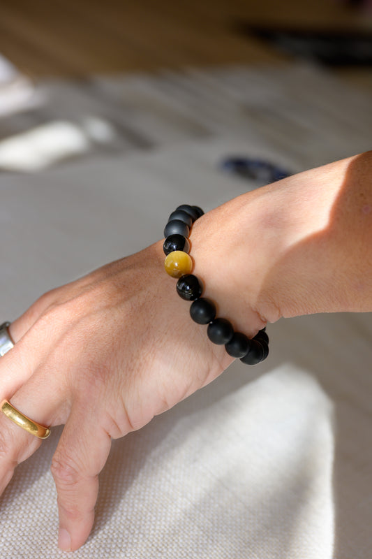 Golden Ambition Man Bracelet | Blonde Tiger's Eye Onyx (matte AA)Smoky Quartz