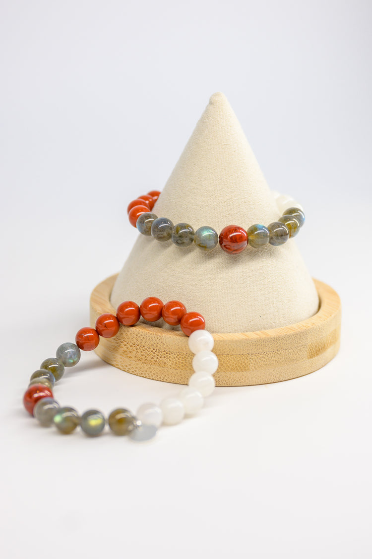 Fortune Flow Bracelet | Red Jasper Gray/White Moonstone