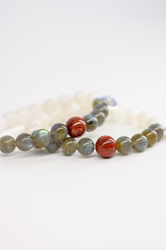 Fortune Flow Bracelet | Red Snake Skin Jasper Gray/White Moonstone